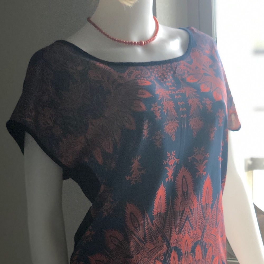 Flowy top - Picture 8 of 8